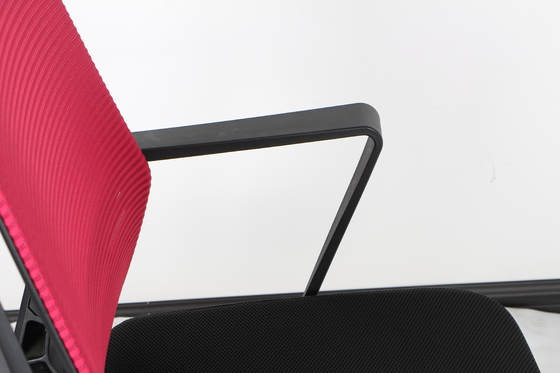 Red Polyester Ergo Executive Mesh Office Chair Smooth Curve GF30 Armrest